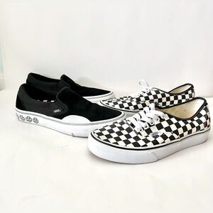Vans Slip On And Lace Sneakers Two Pairs Men’s 9